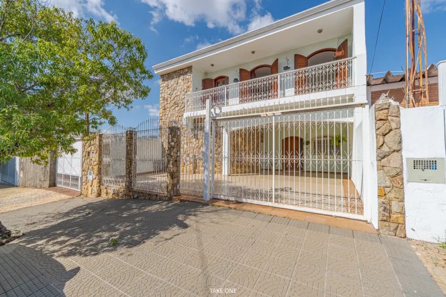 Sobrado com 4 Quartos à venda, 248m² - Jardim Nova Europa - Campinas - SP